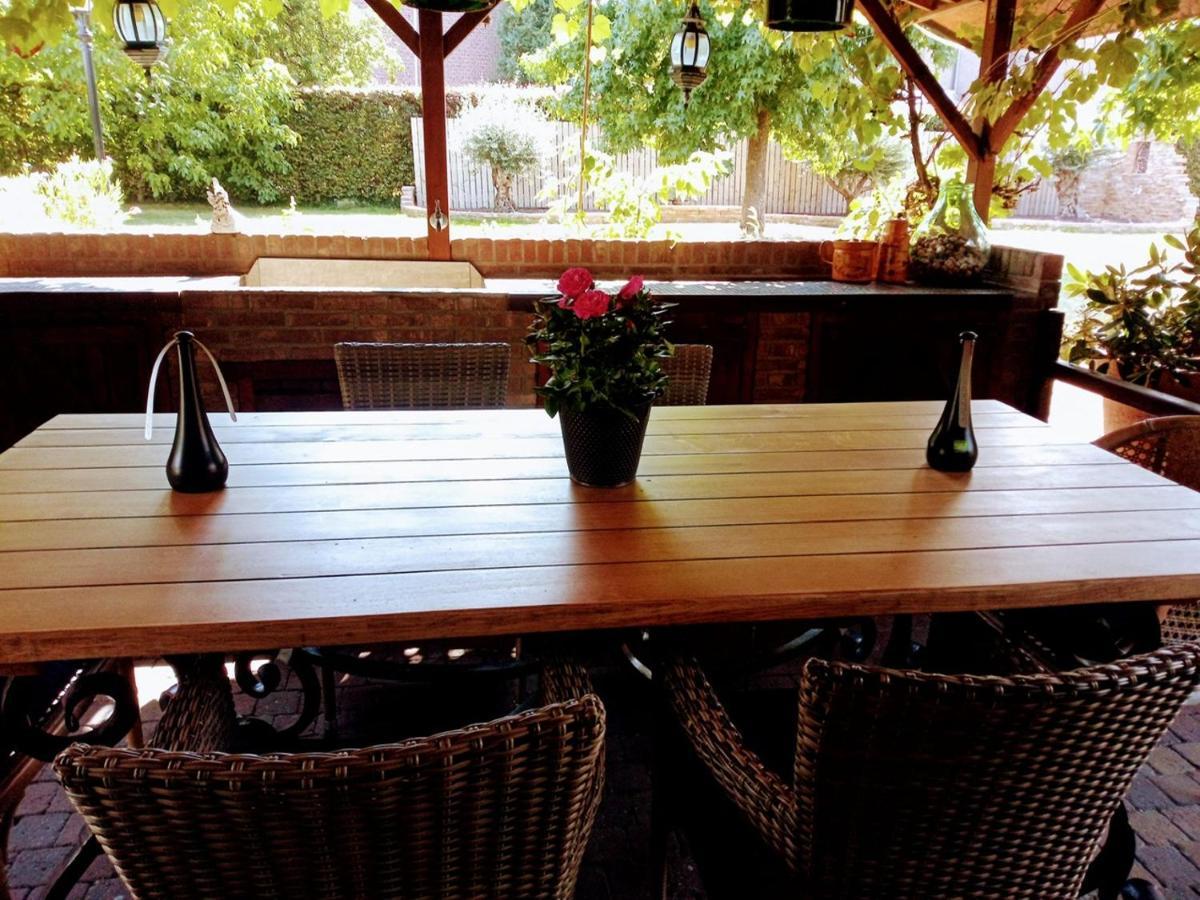 Justb Otel Riemst Dış mekan fotoğraf